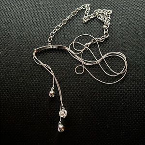 New Silver Tone Rhinestones Statement Necklace